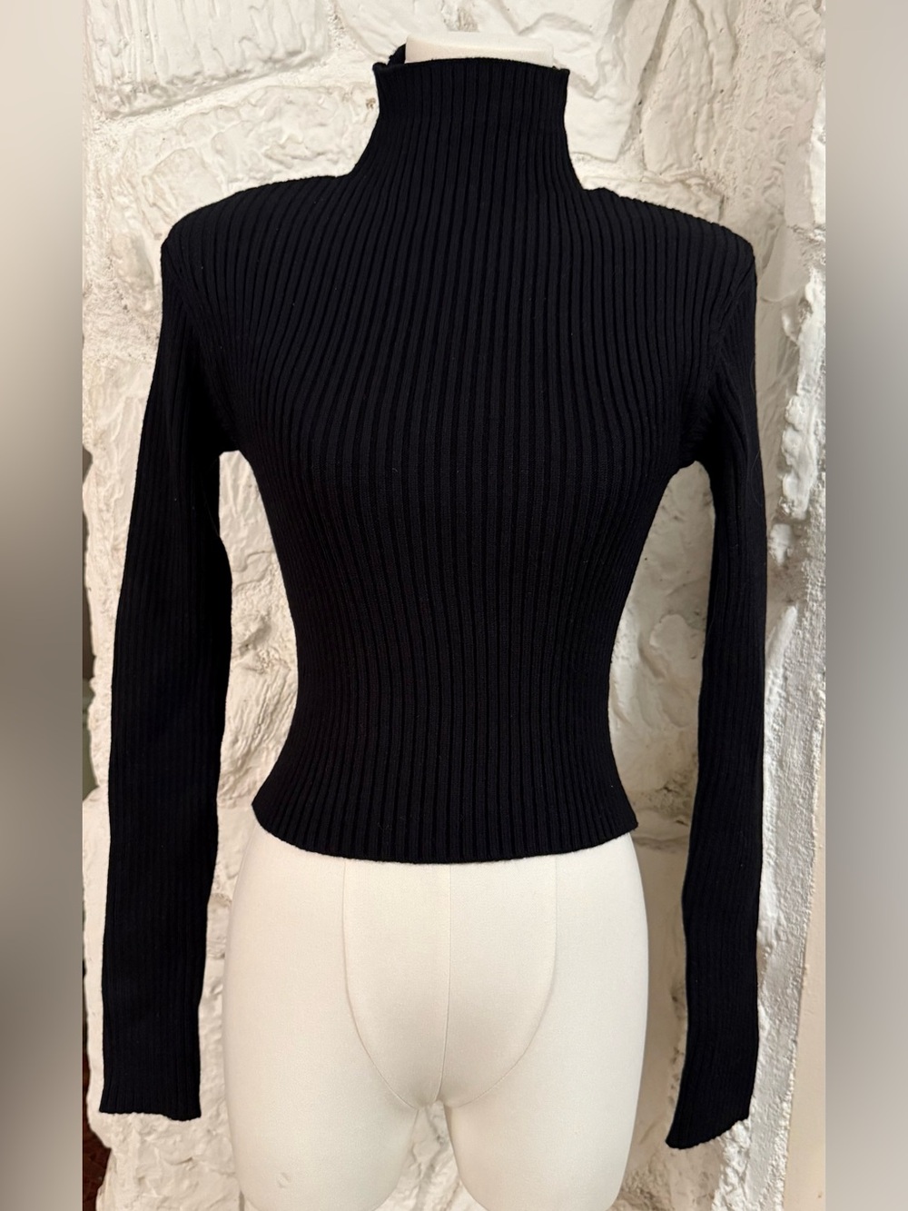 Zara Black Ribbed High-Neck Sweater Top